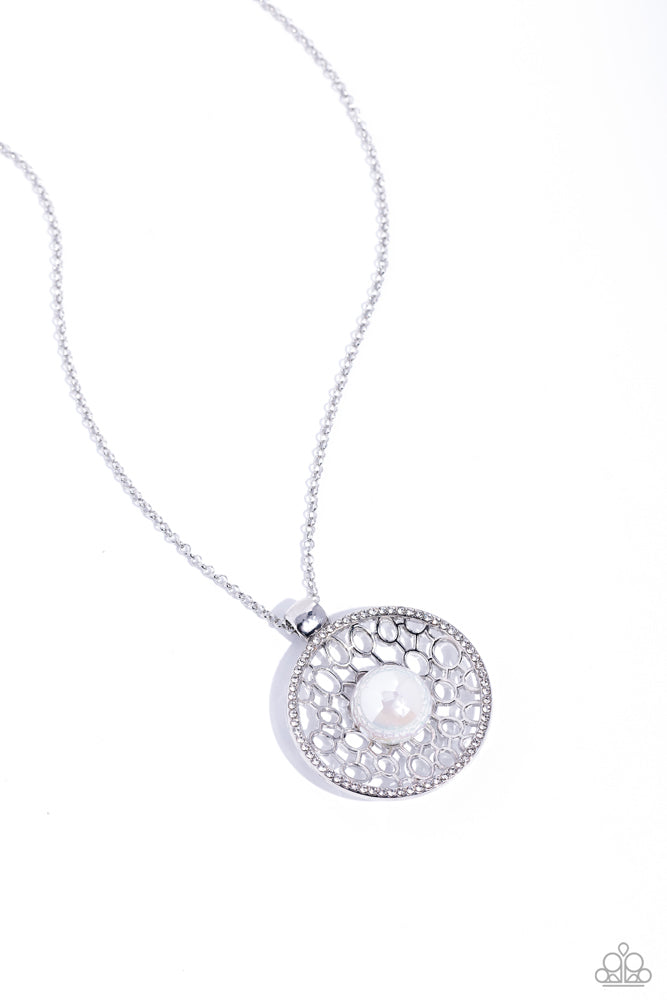 Wall Street Web - White (1023)