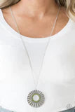 Chicly Centered - Green