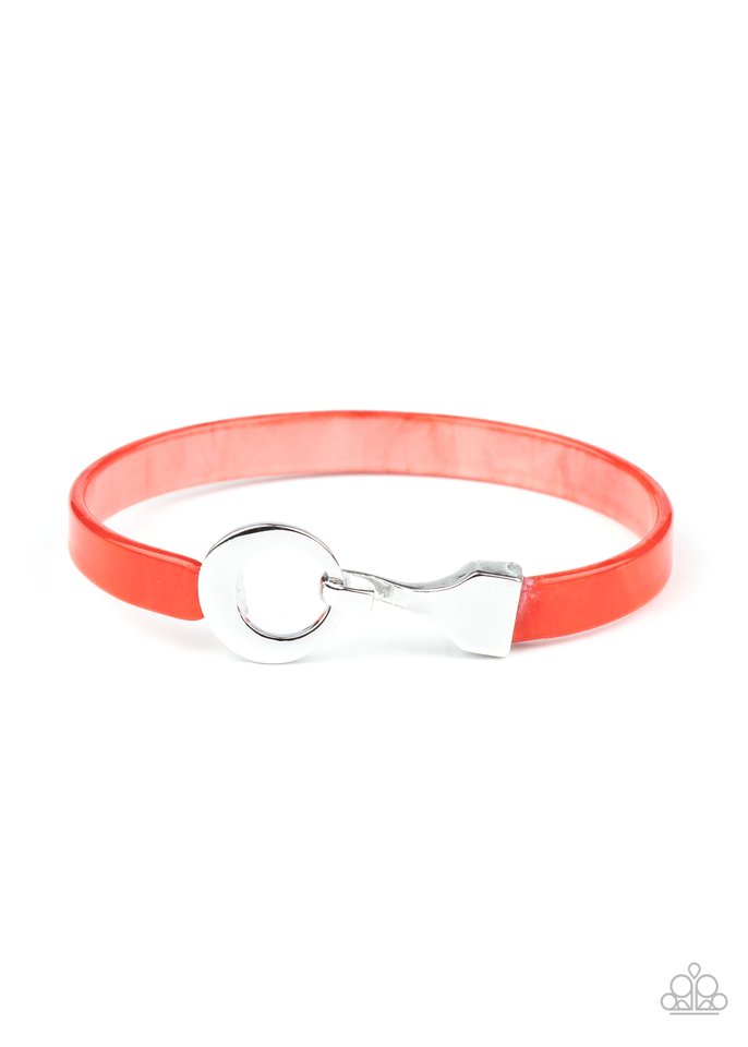 Haute Button Topic - Red