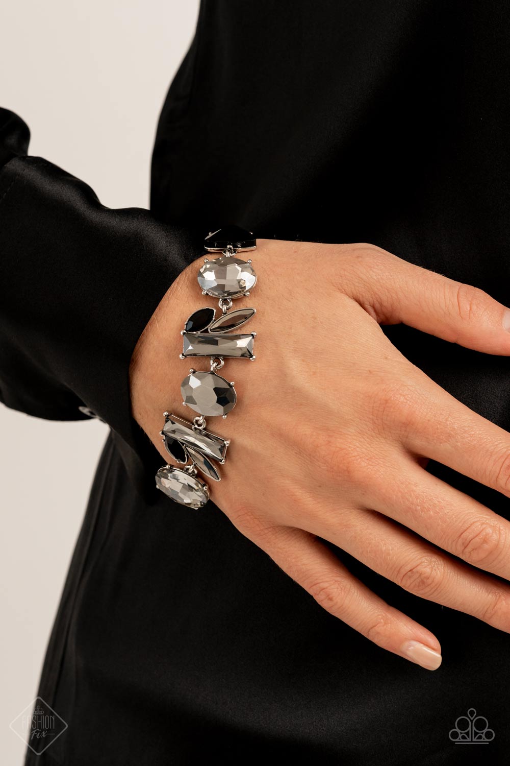Marvelously Modish - Silver (MM1121)