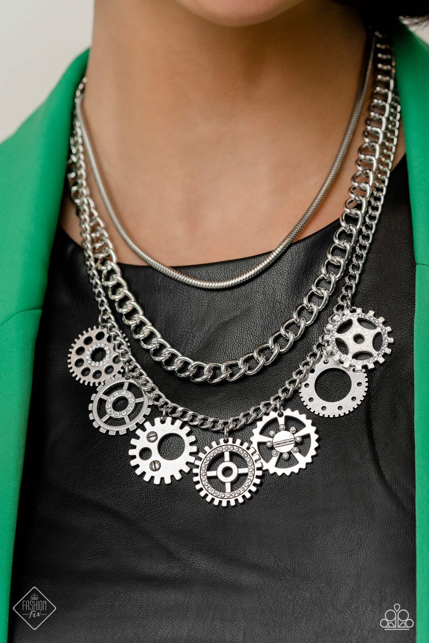 Running Out of STEAMPUNK - White (MM0423)